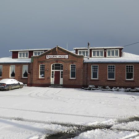 Mossburn Railway Hotel エクステリア 写真