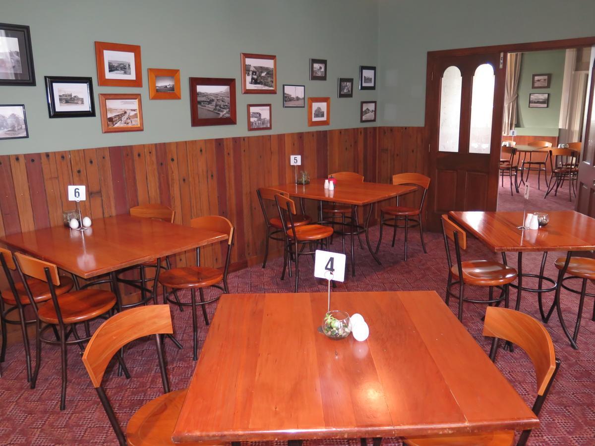 Mossburn Railway Hotel エクステリア 写真