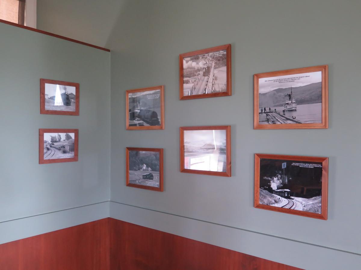 Mossburn Railway Hotel エクステリア 写真